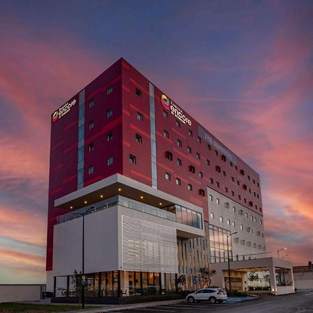 Ramada Encore By Wyndham Guadalajara Aeropuerto Las Pintas Exterior foto